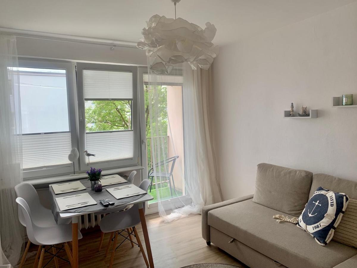 Wera - Klimatyczny Apartament 300 M Od Plazy Brzezno - Azw Гданьск Экстерьер фото